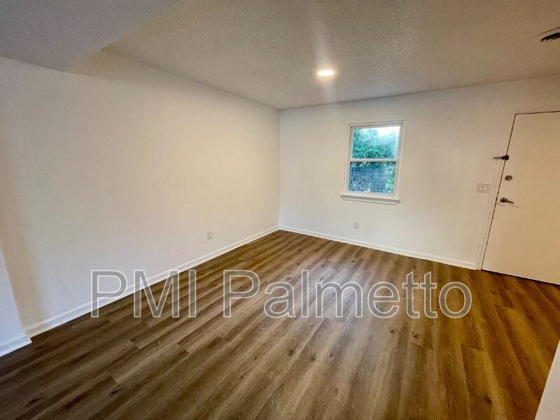 1312 Cactus Ave - Photo 5 of 20