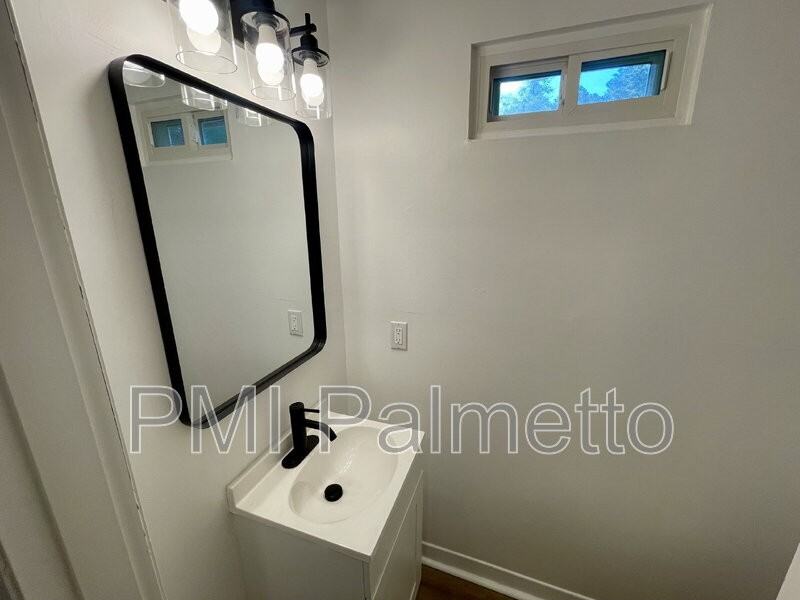 1312 Cactus Ave - Photo 6 of 19