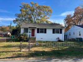 featured image of 135 N Oak Ave