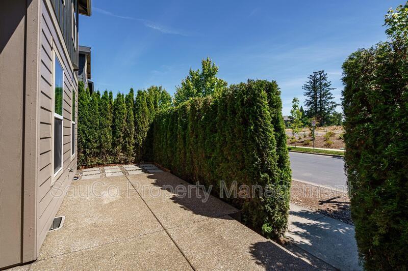 2973 25th Ave - Photo 5 of 43