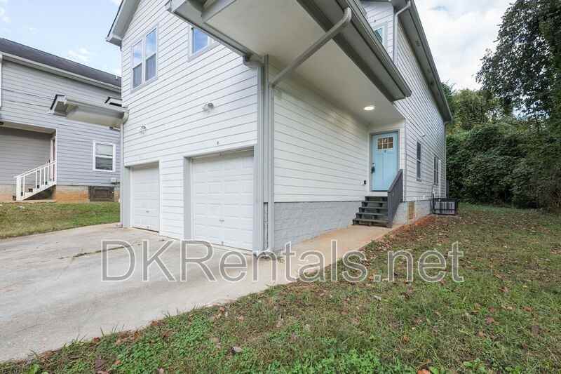 2027 Lois Pl Nw - Photo 3 of 23