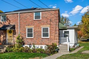 featured image of 30 Victory Ln