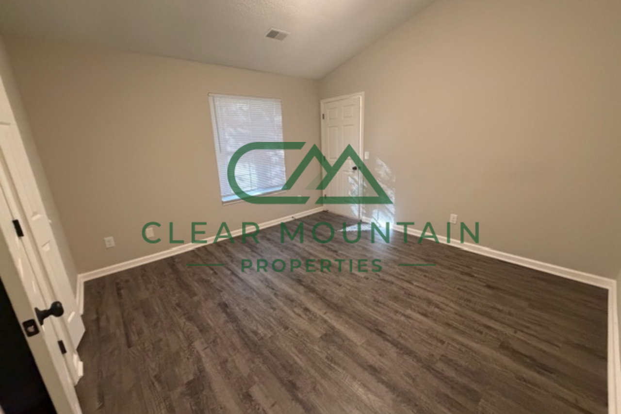 18 Swamp Fire Court - Photo 7 of 12