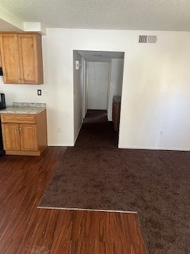 VI2808 - Photo 2 of 10