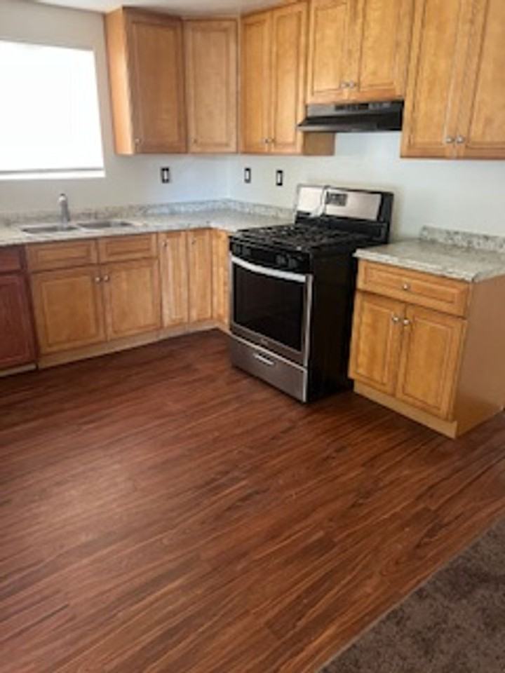 VI2808 - Photo 3 of 10