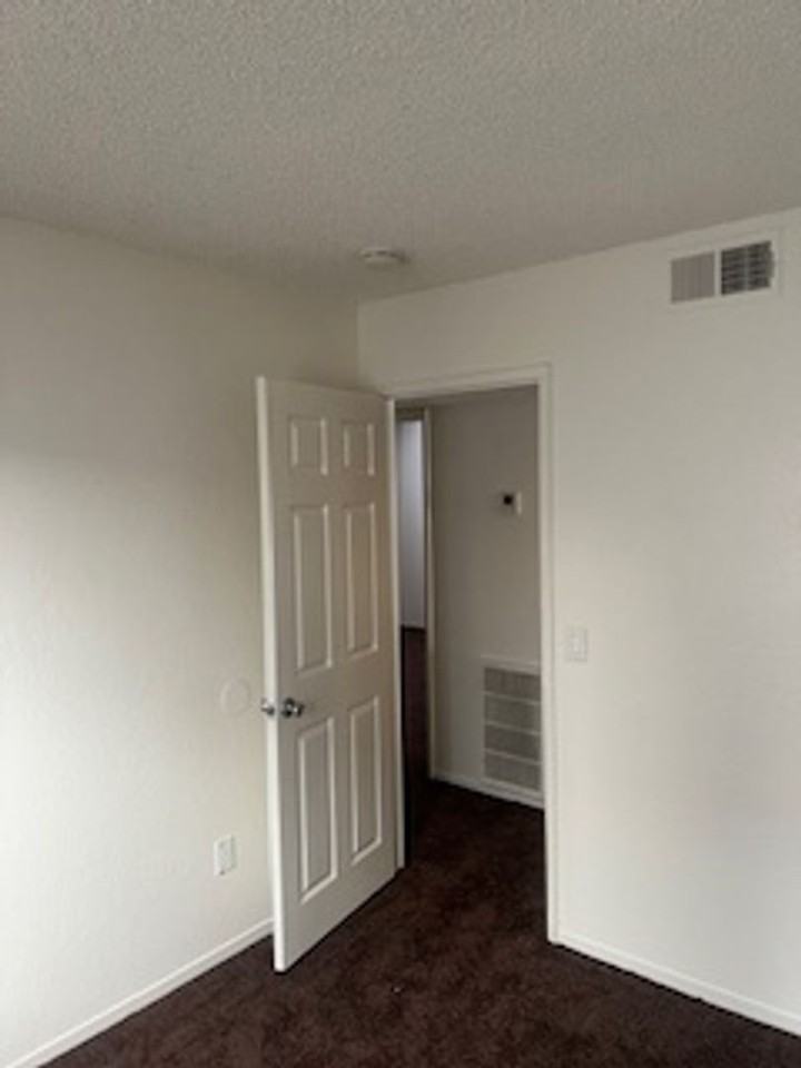 VI2808 - Photo 5 of 10