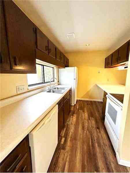 133 Orchard Dr #133D - Photo 4 of 11