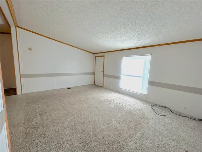 398 Township Road 344 - Photo 5 of 15