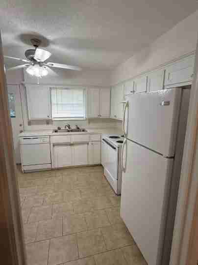 1600 West Lane - Photo 6 of 16