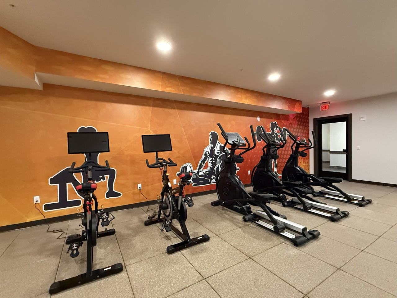 228 Park Avenue - Photo 3 of 12