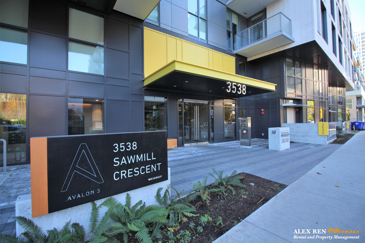 3538 Sawmill Crescent - Photo 2 of 24