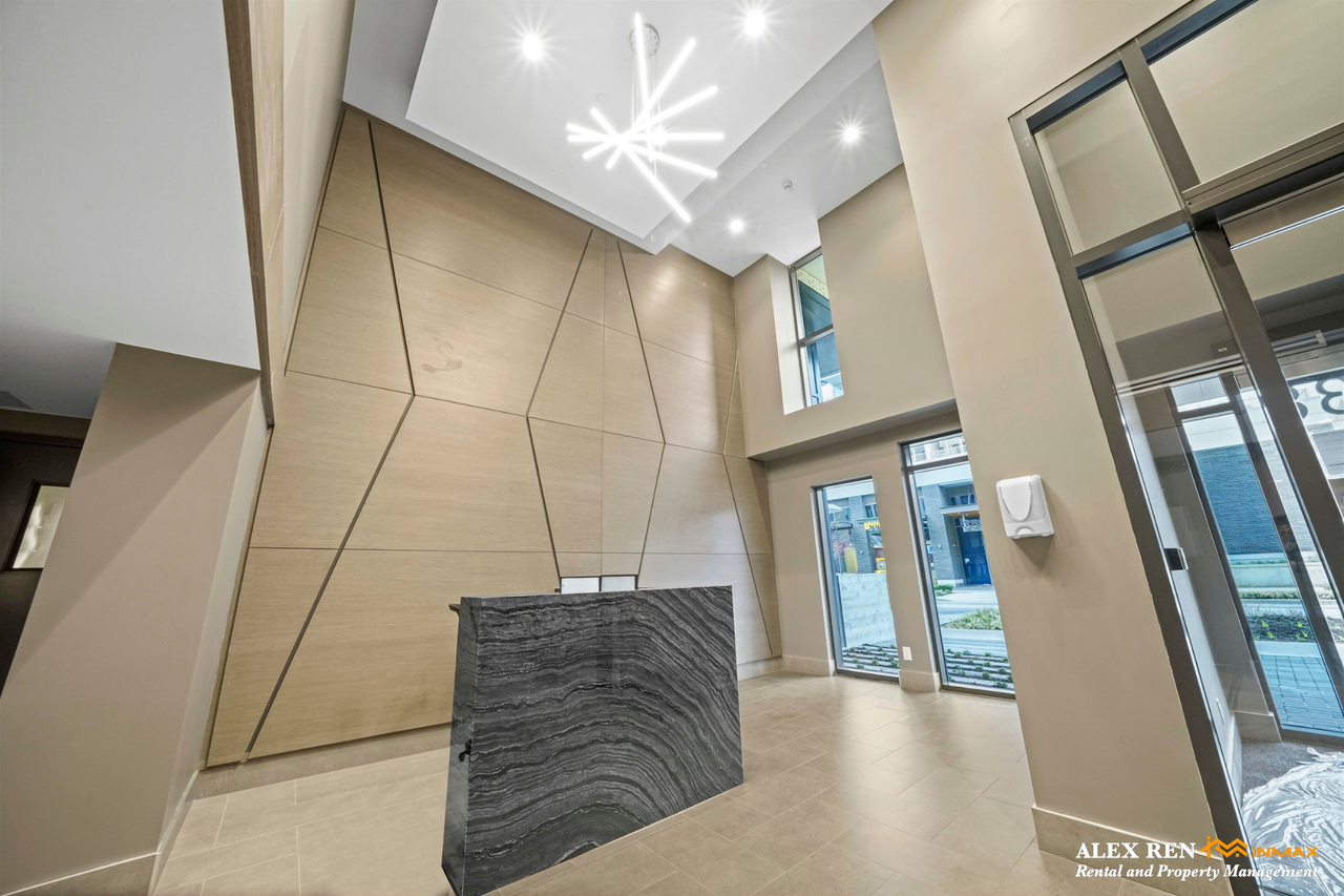 3538 Sawmill Crescent - Photo 4 of 24