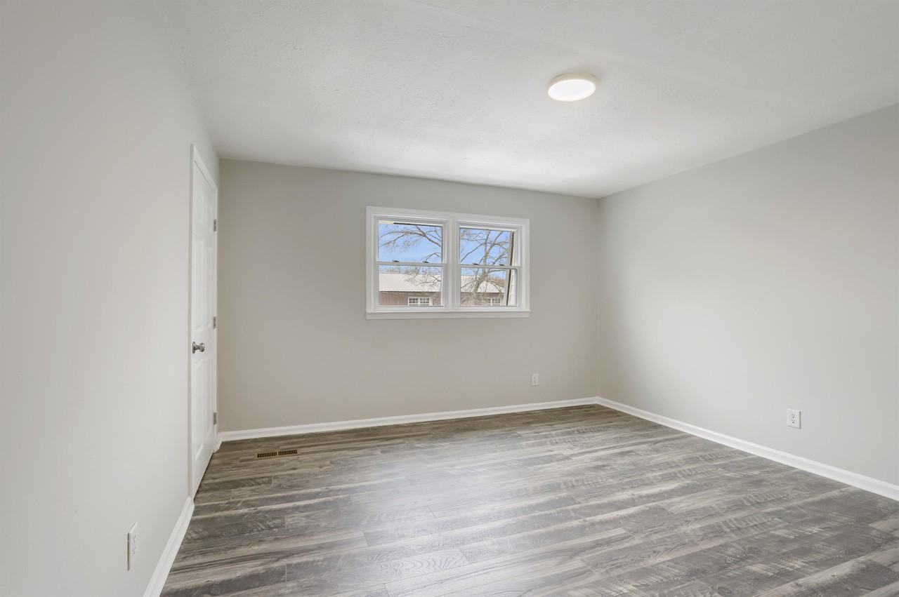 2000 Old Tullahoma Rd - Photo 5 of 23