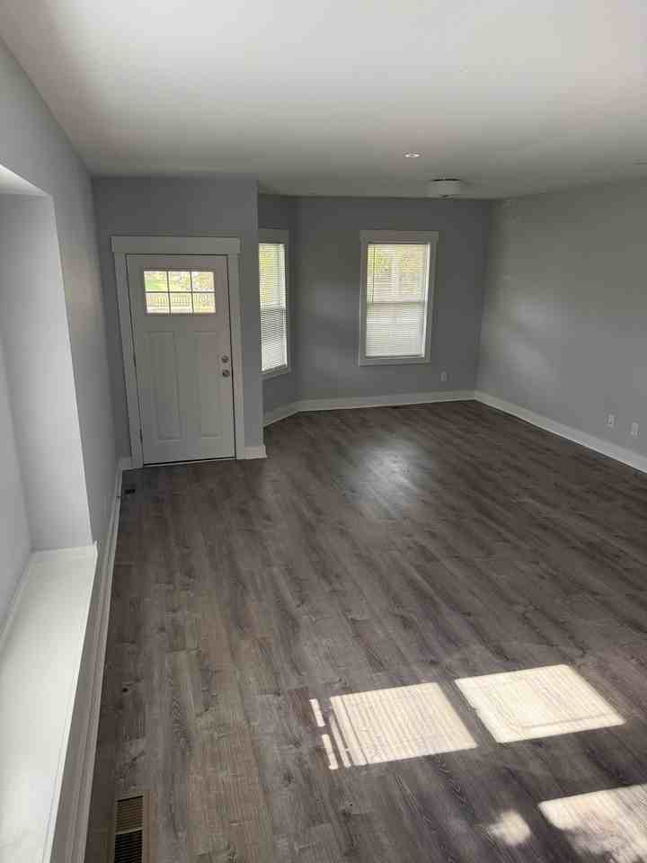 2519 North College Avenue - Photo 7 of 17