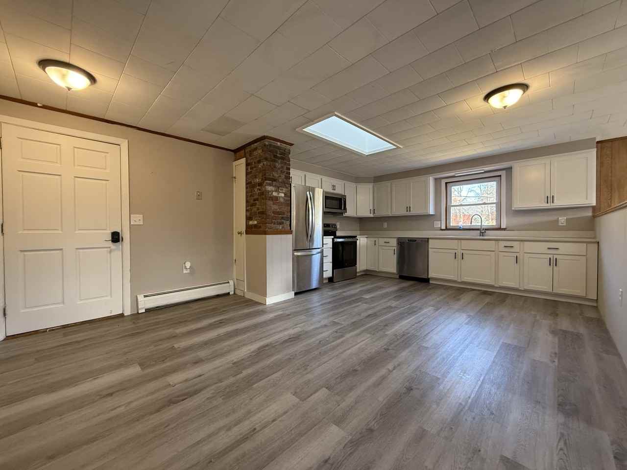 397 West Main Street - Photo 3 of 14