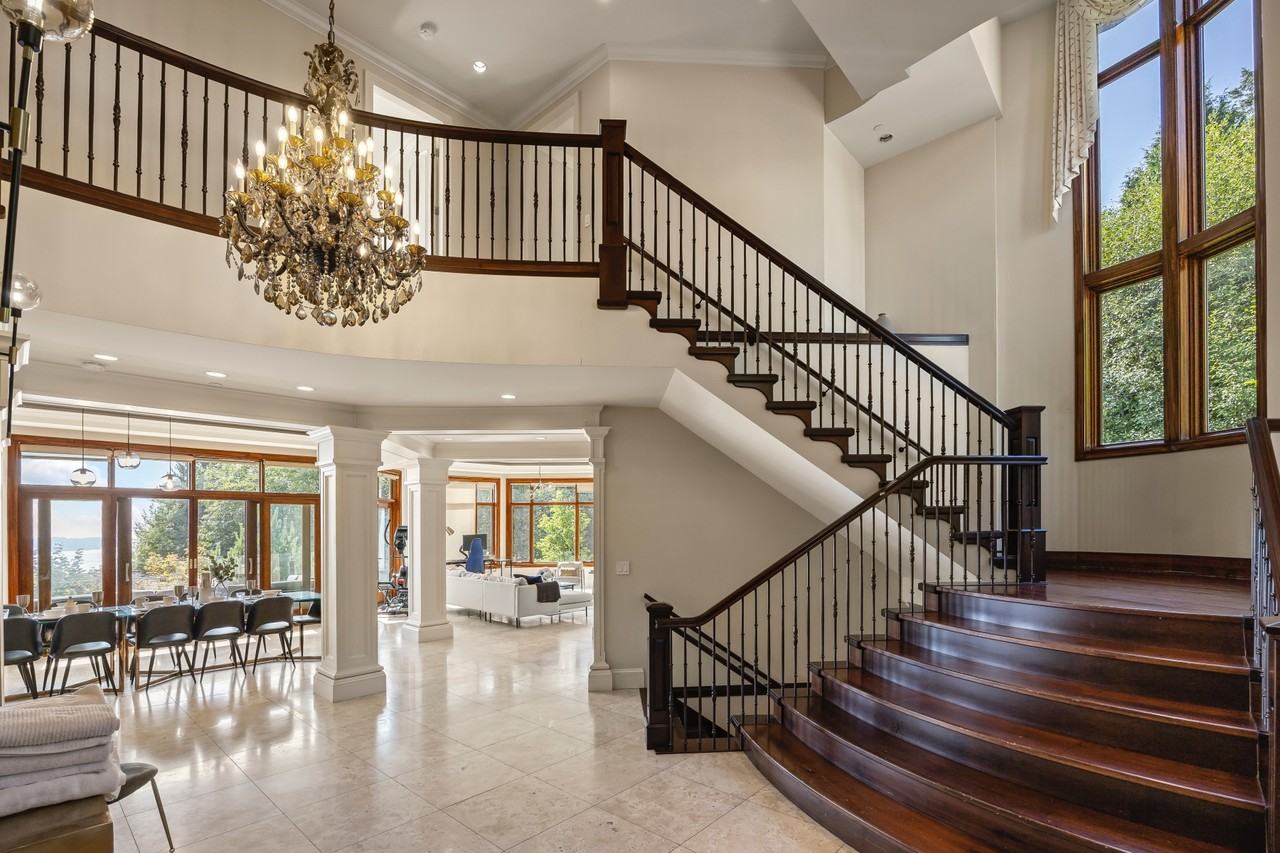 Garden Court - Photo 4 of 37