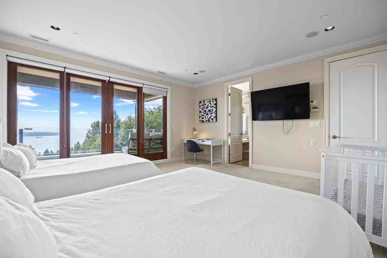 Garden Court - Photo 7 of 37