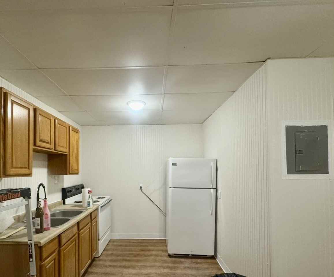 501 Dixon Avenue - Photo 2 of 4