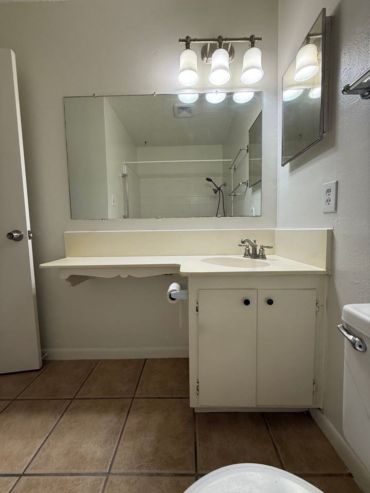 400 Johnson Dr #205 - Photo 6 of 12