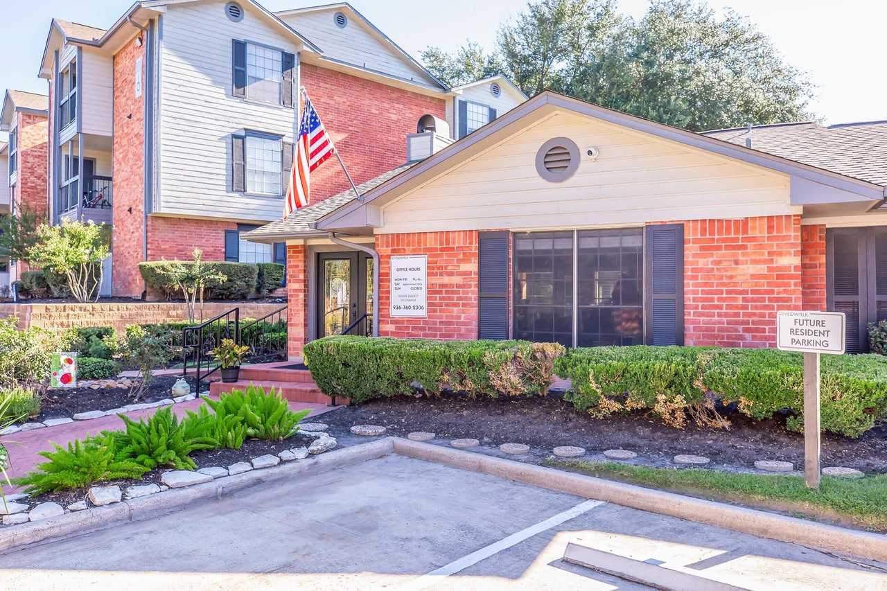 Riverwalk - Photo 6 of 50