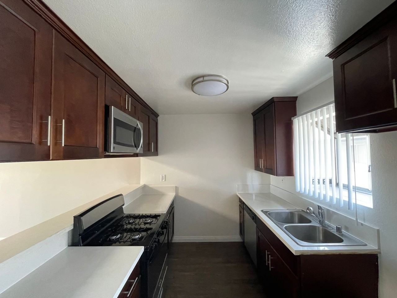 617 East 97th Street #301 - Photo 6 of 20