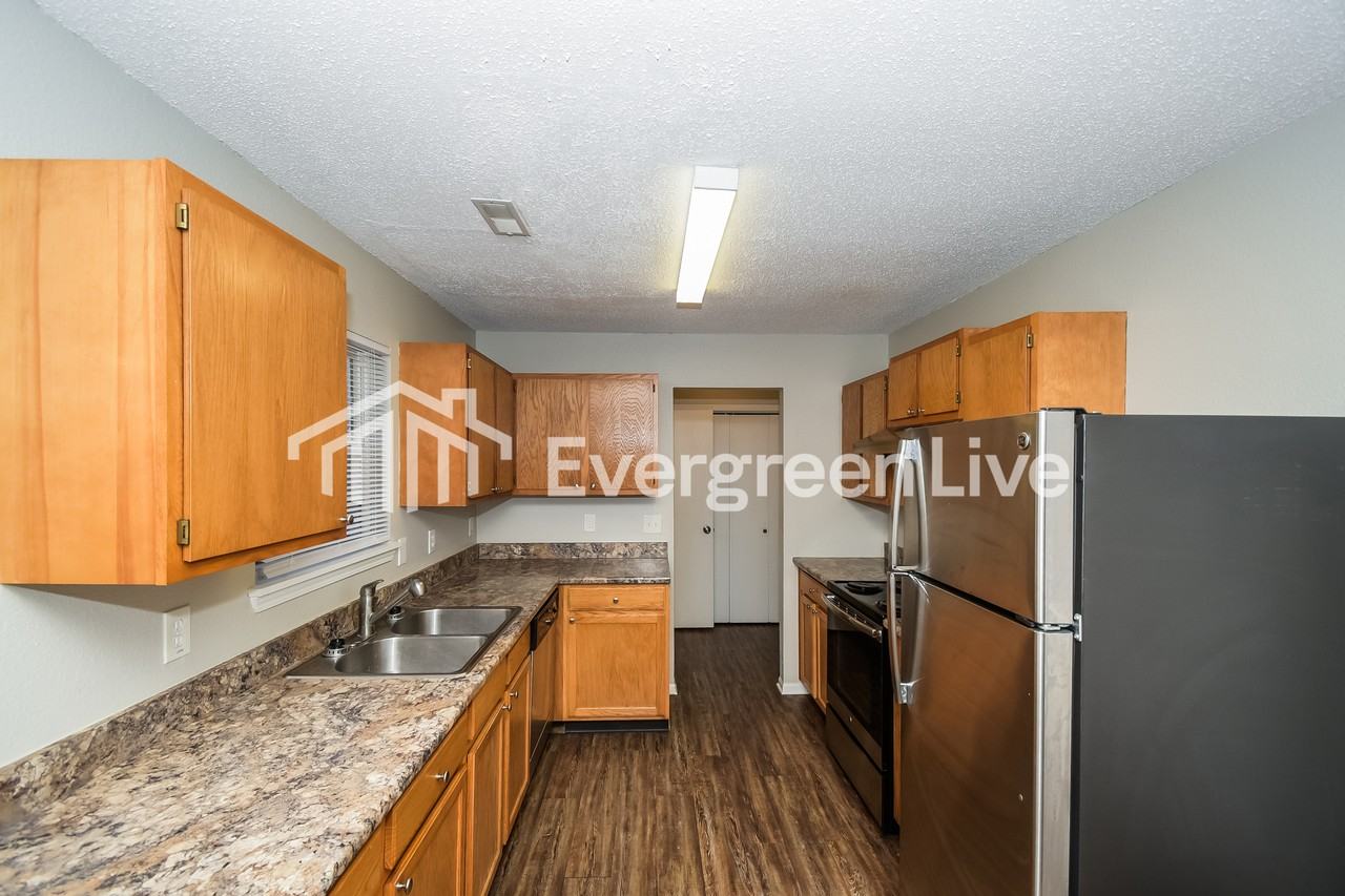 6533 Townsend Way - Photo 7 of 15