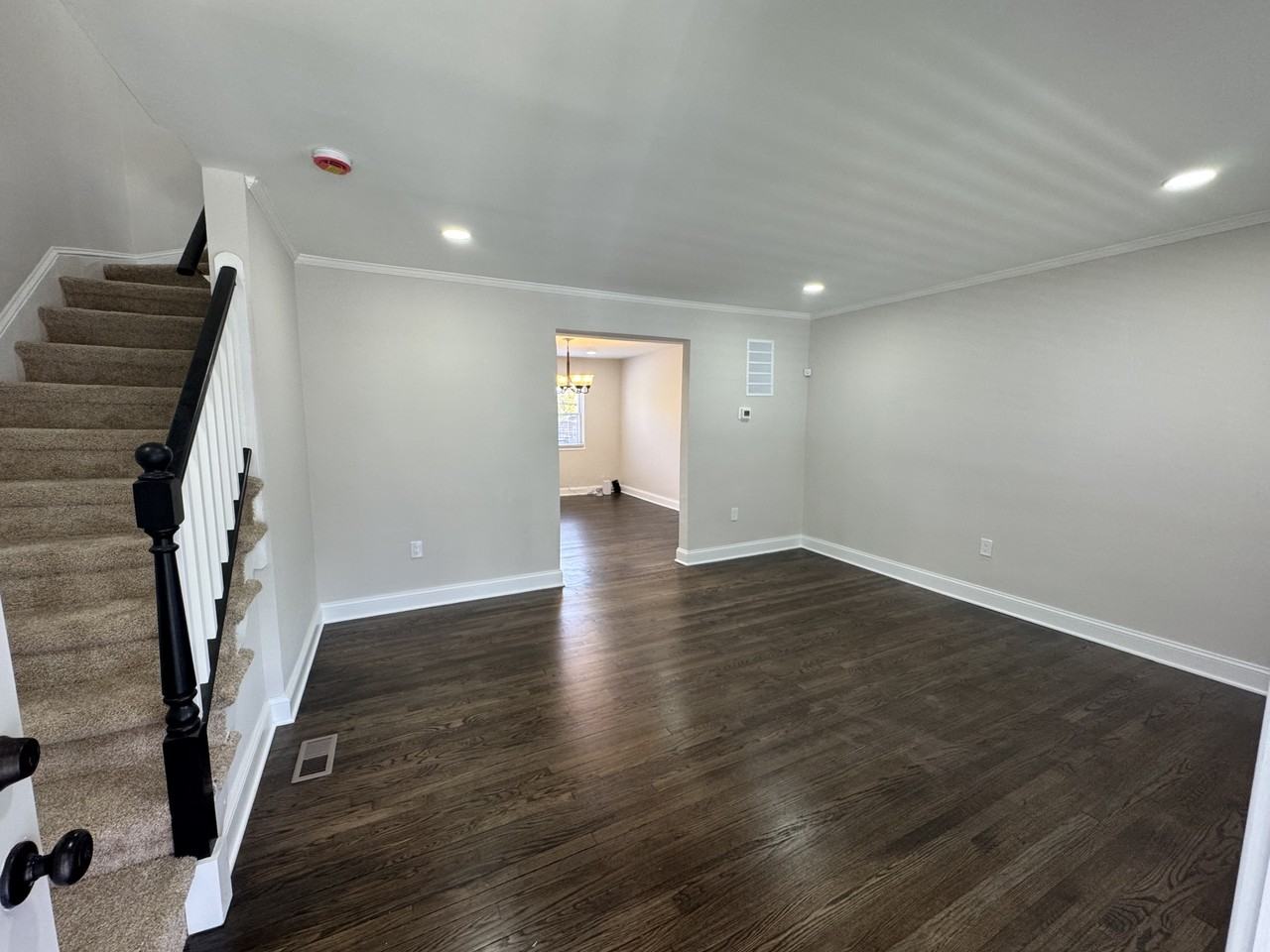 1013 Mount Holly St - Photo 4 of 18