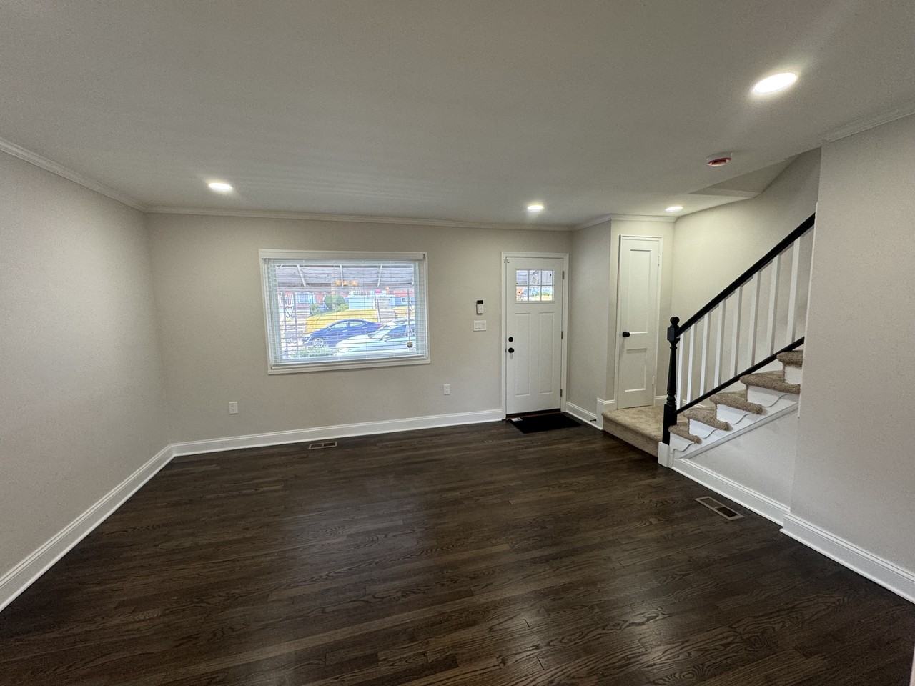 1013 Mount Holly St - Photo 5 of 18