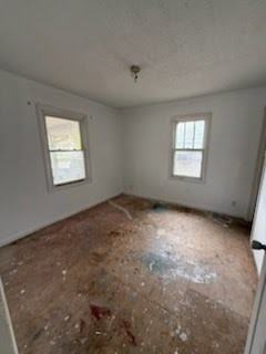 1112 E Garfield Ave - Photo 4 of 9