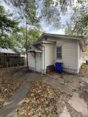 1112 E Garfield Ave - Photo 7 of 9