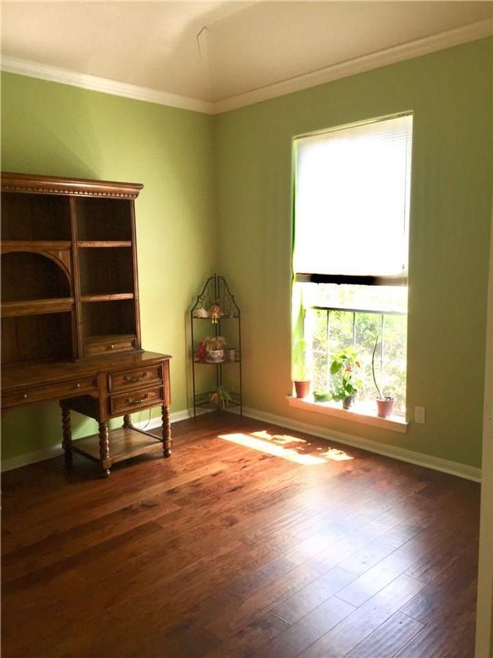 7217 Othello Cv - Photo 3 of 12