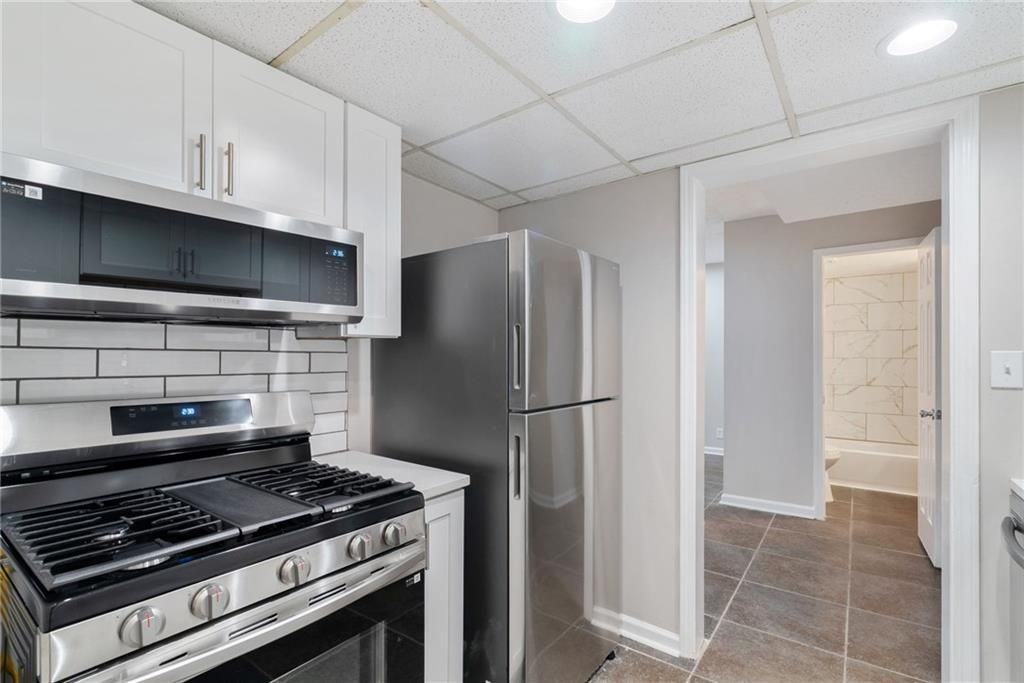 1447 Southland Vista Ct Ne - Photo 3 of 26