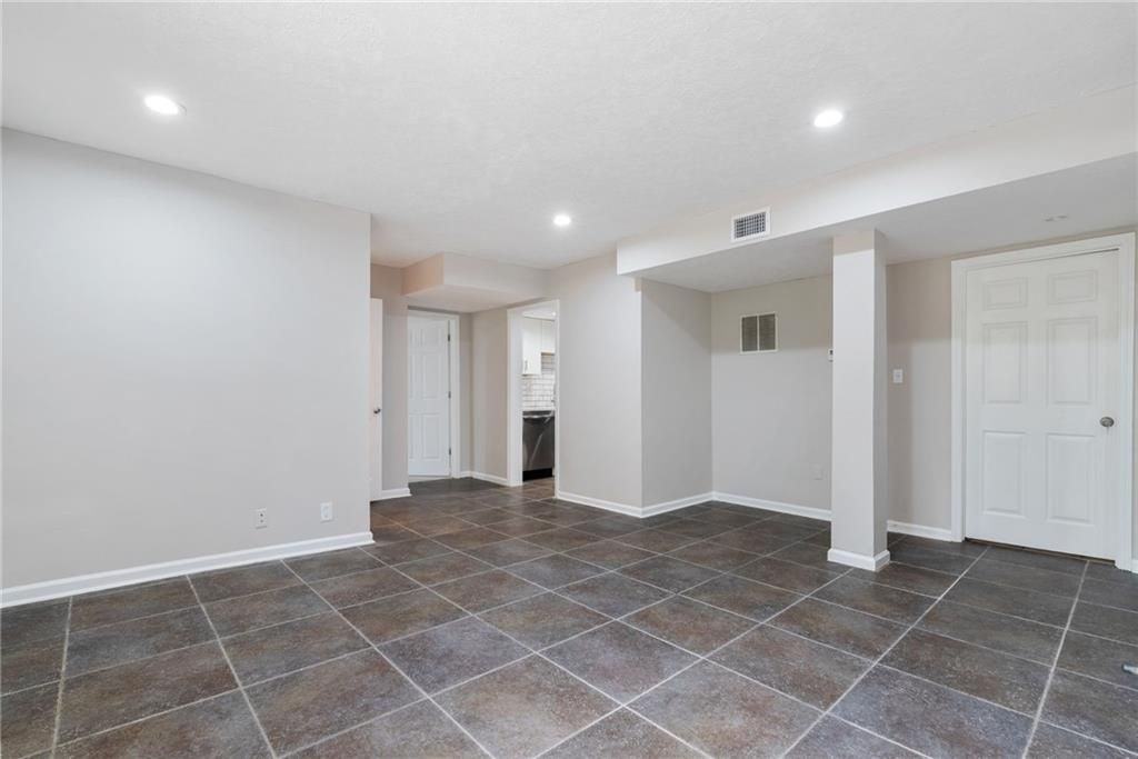 1447 Southland Vista Ct Ne - Photo 5 of 26