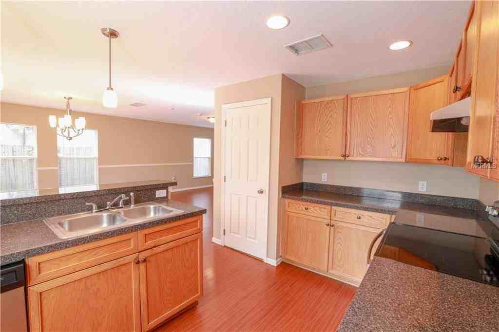 835 Mcfall Ave - Photo 4 of 12