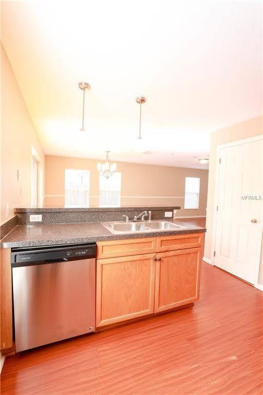 835 Mcfall Ave - Photo 5 of 12