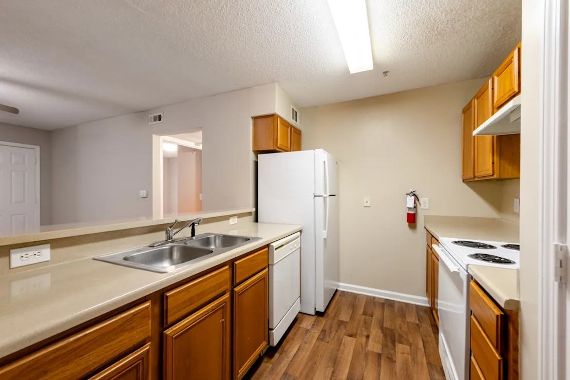 Lakeside Gardens - Photo 3 of 10