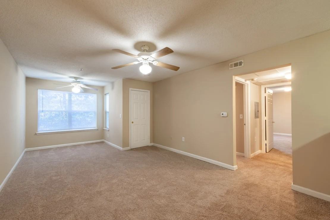 Lakeside Gardens - Photo 4 of 10