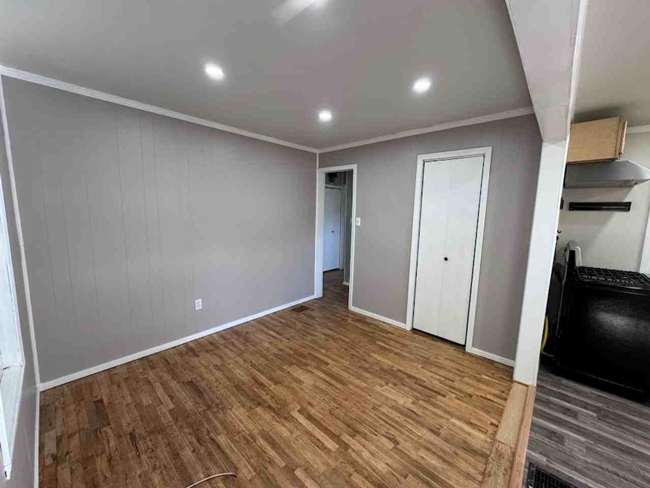 1115 South Thelma Avenue - Photo 7 of 29