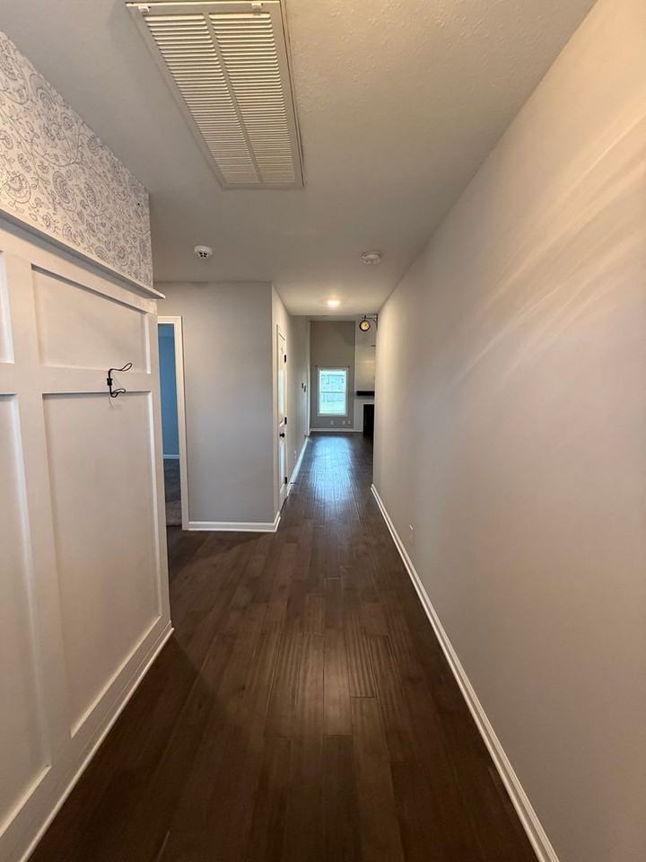 808 Waldon Court - Photo 2 of 22