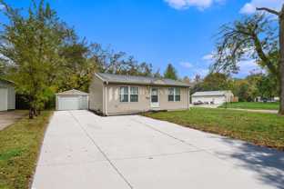 7425 S 69th St - Photo 1 of 1