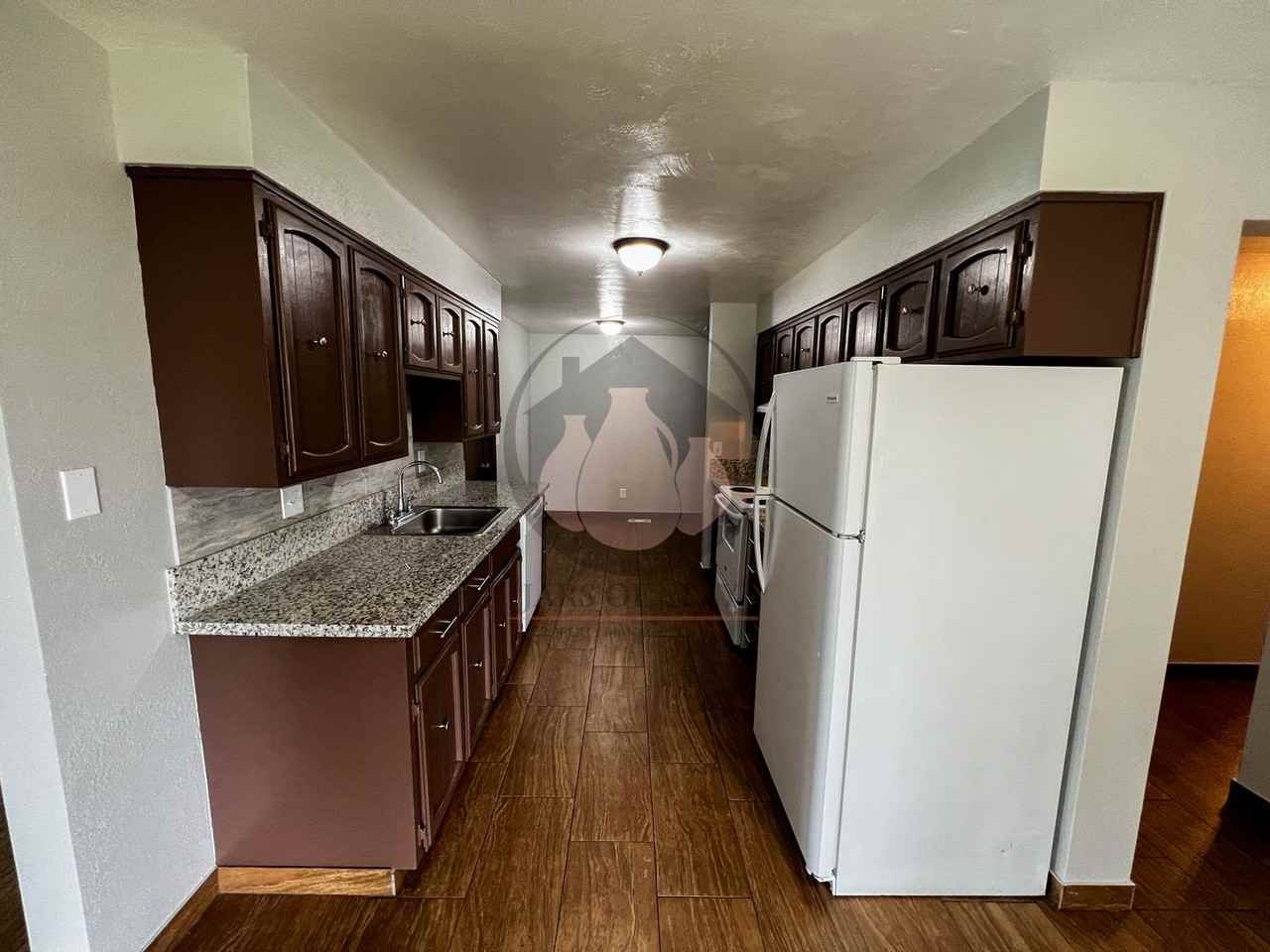 4706 Buffalo Dr Se - Photo 4 of 12