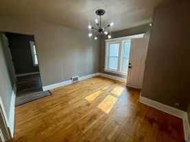 709-11 Henrietta St - Photo 1 of 1