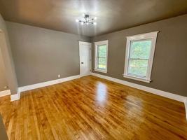 featured image of 709 Henrietta St