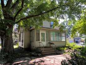 366 E Lakeside St - Photo 1 of 1