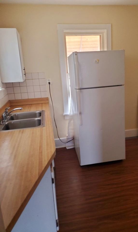 2200 S 13th St - Photo 3 of 9