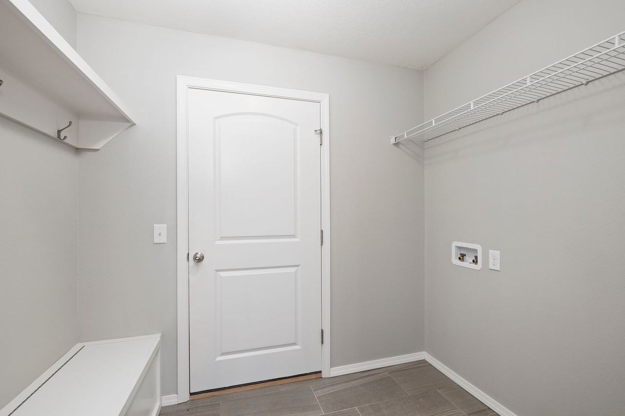 662 S Long Dr - Photo 5 of 21
