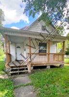 featured image of 122 Gilbert Ave