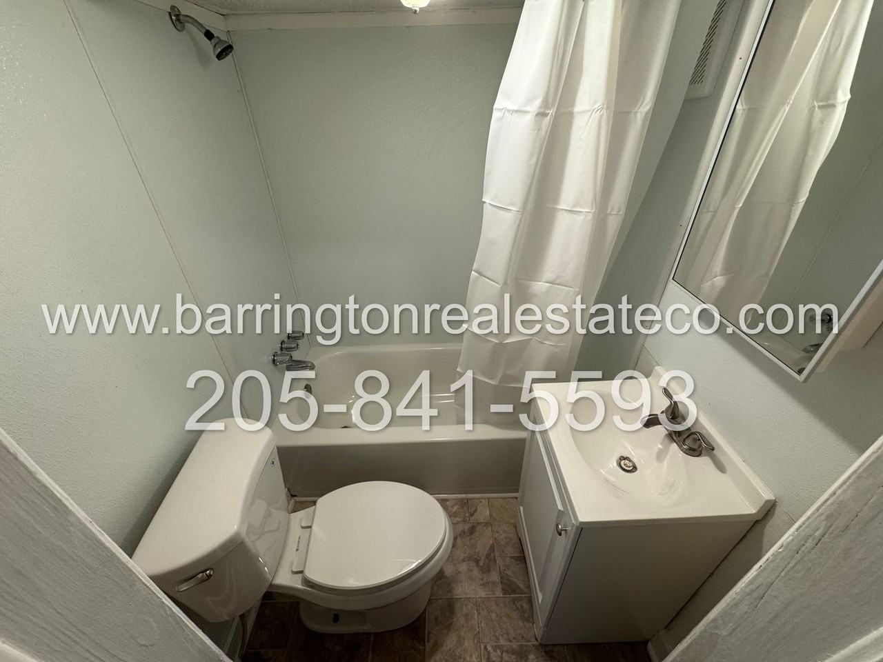 3314 Avenue E - Photo 4 of 5