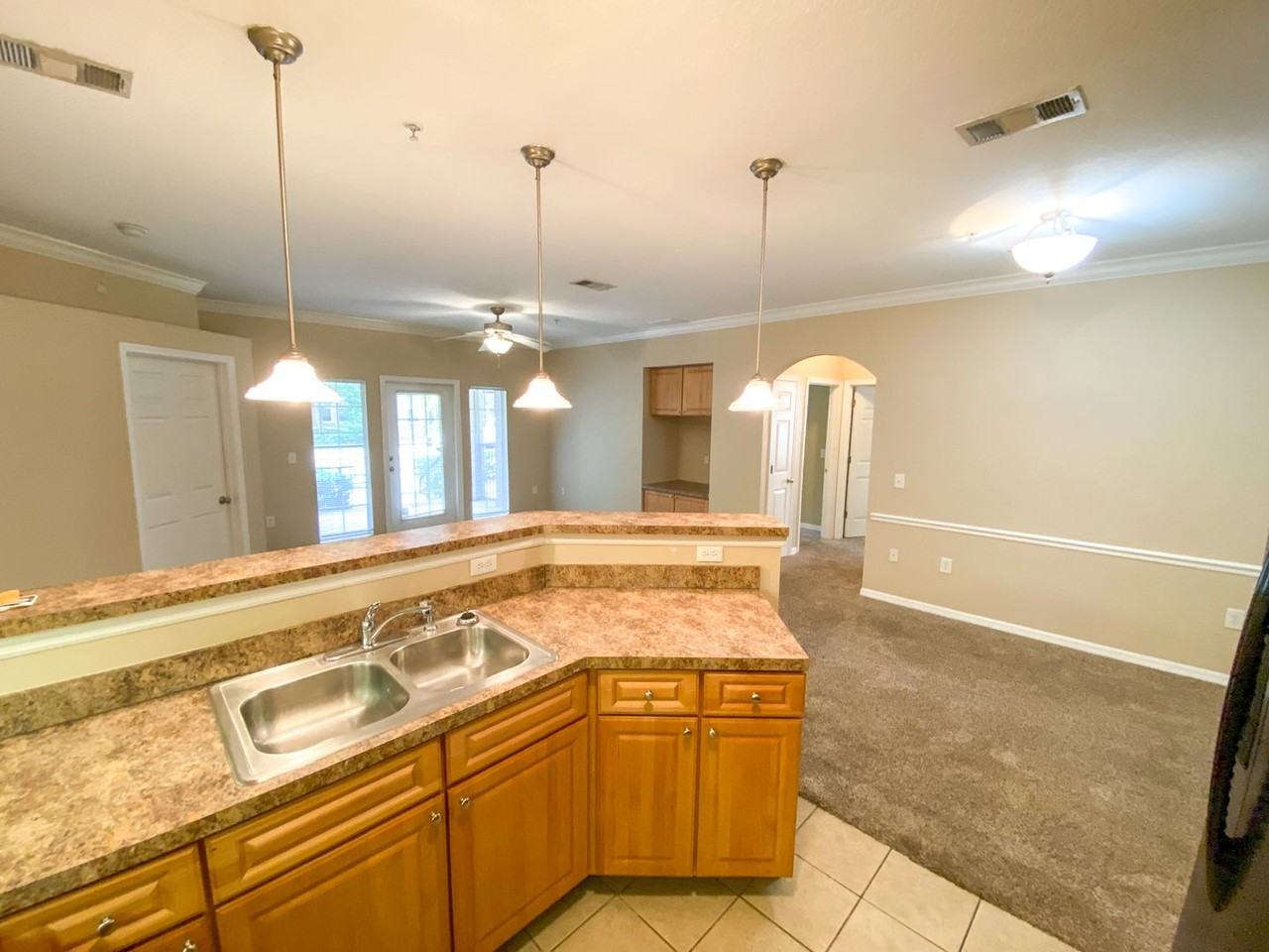 1245 Sw 9th Rd #102 - Photo 6 of 18