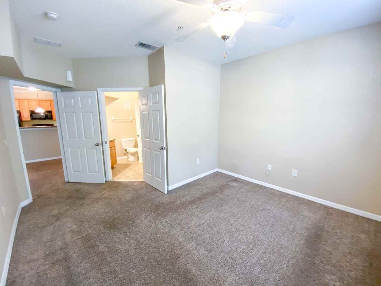 1245 Sw 9th Rd #102 - Photo 7 of 18